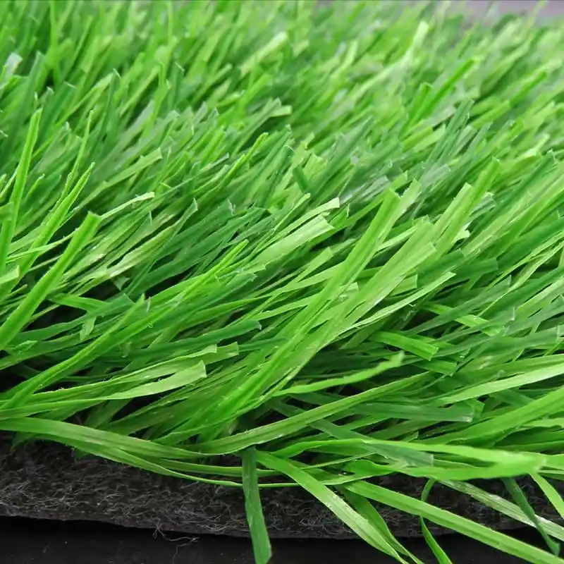 بهترین چمن فوتبالی