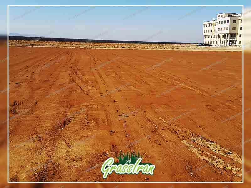 زیرسازی زمین فوتبال