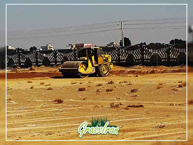 زیرسازی چمن مصنوعی دانشگاه شاهین شهر