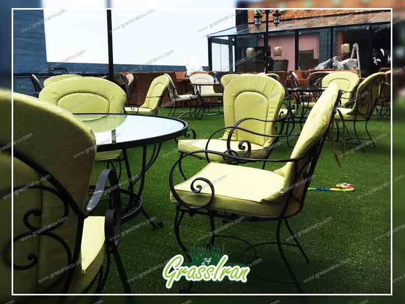 چمن مصنوعی رستورانی